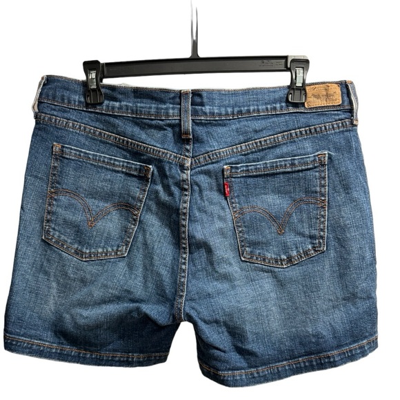 Levi’s 515 Short Shorts, size 12 - Picture 2 of 8